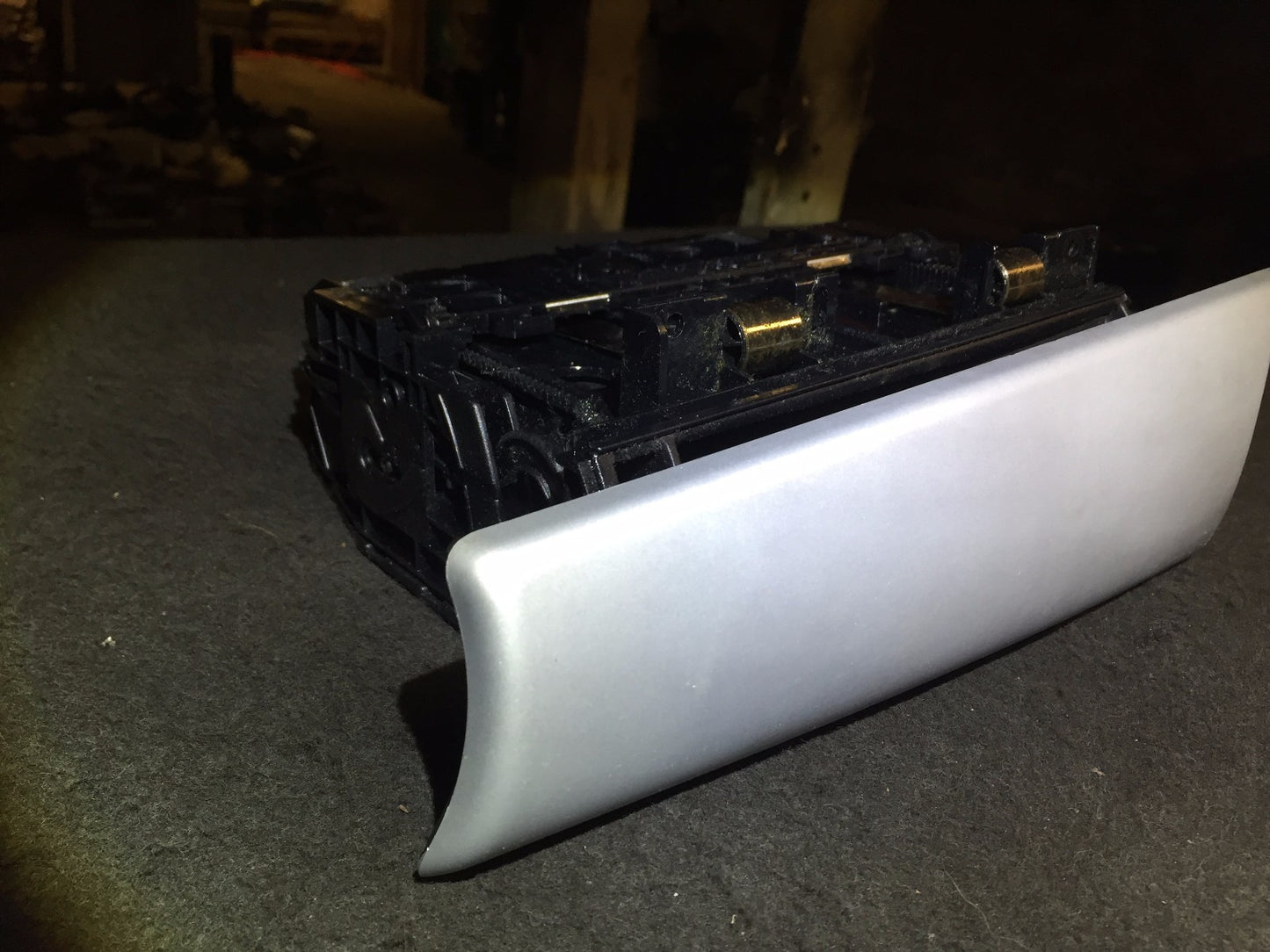 07 08 09 10 11 12 Mini Cooper R57 Dash Storage Compartment Trim 51459166599 OEM