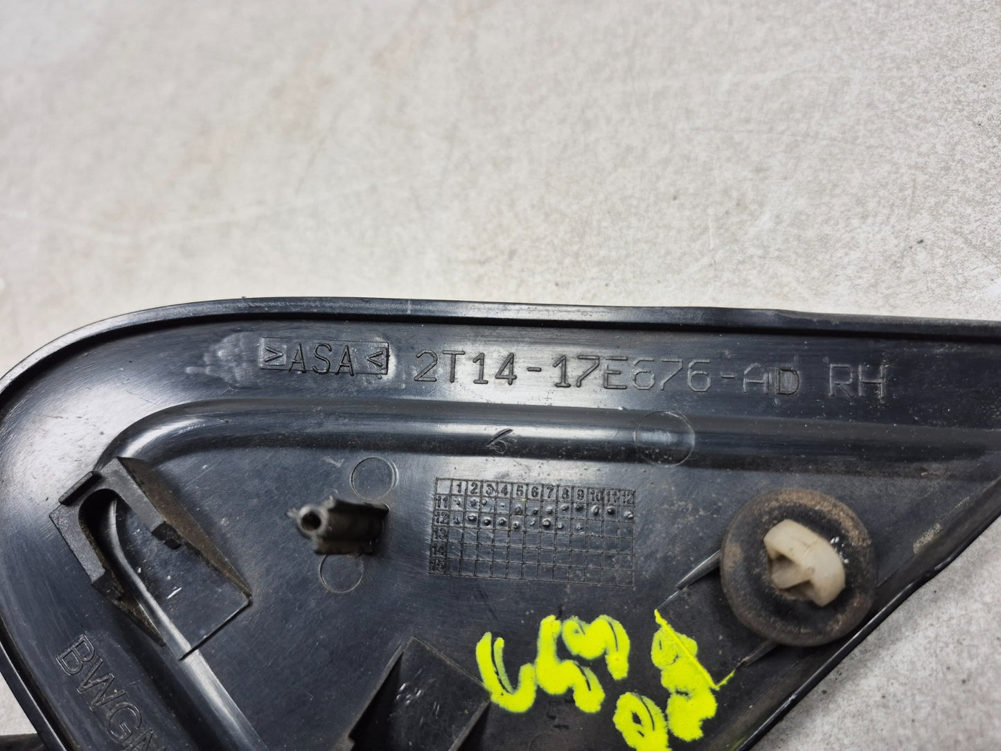 2013 Ford Transit Connect Front Fender Exterior Corner Trim Left & Right  OEM