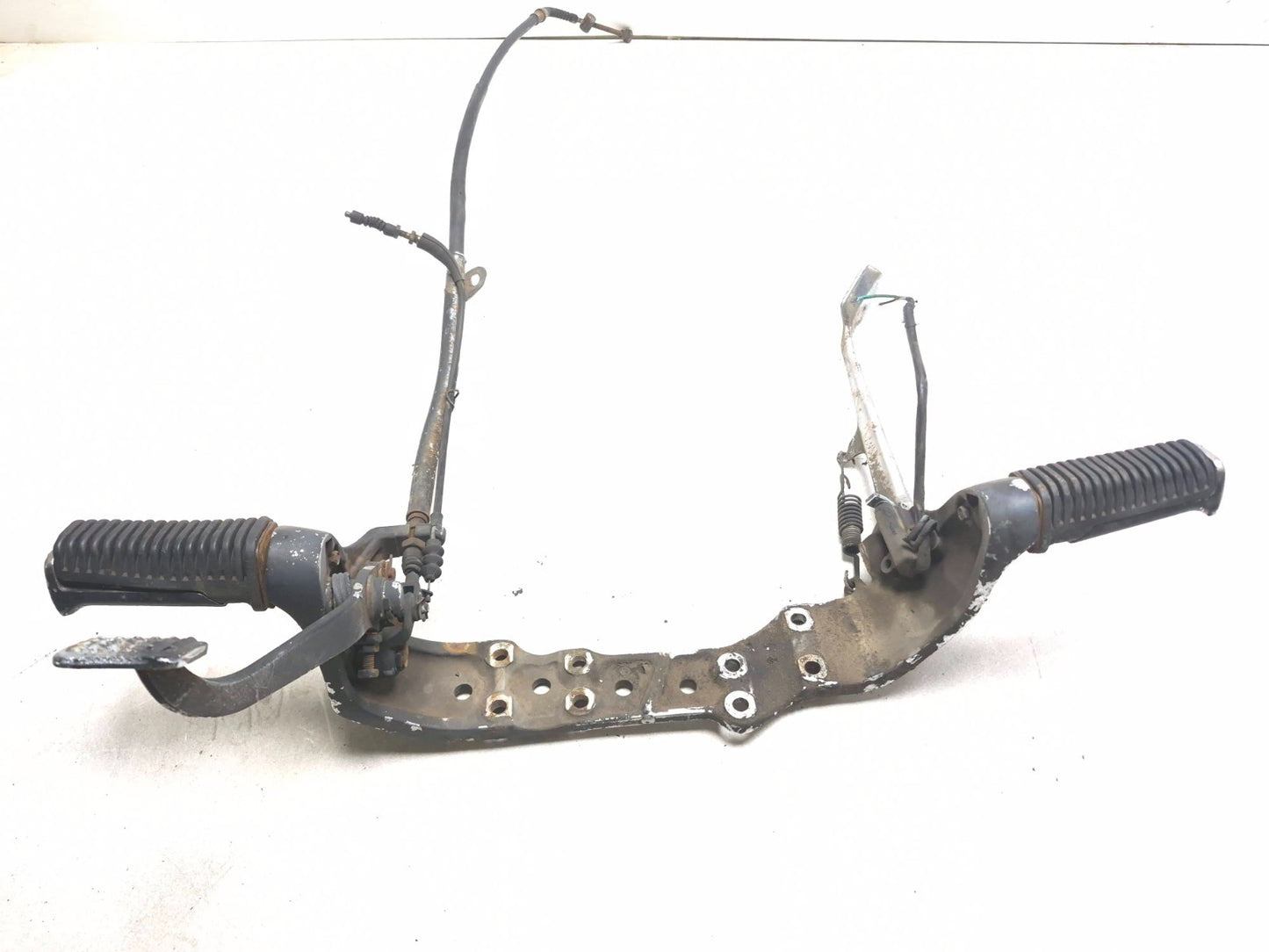 1993 Suzuki Vs800 Intruder 800 Front Foot Peg & Mount W/ Kickstand  OEM