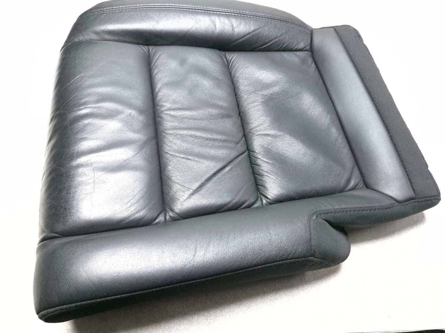 2012 Jeep Grand Cherokee Rear Seat Lower Cushion Driver & Passenger Sdie OEM