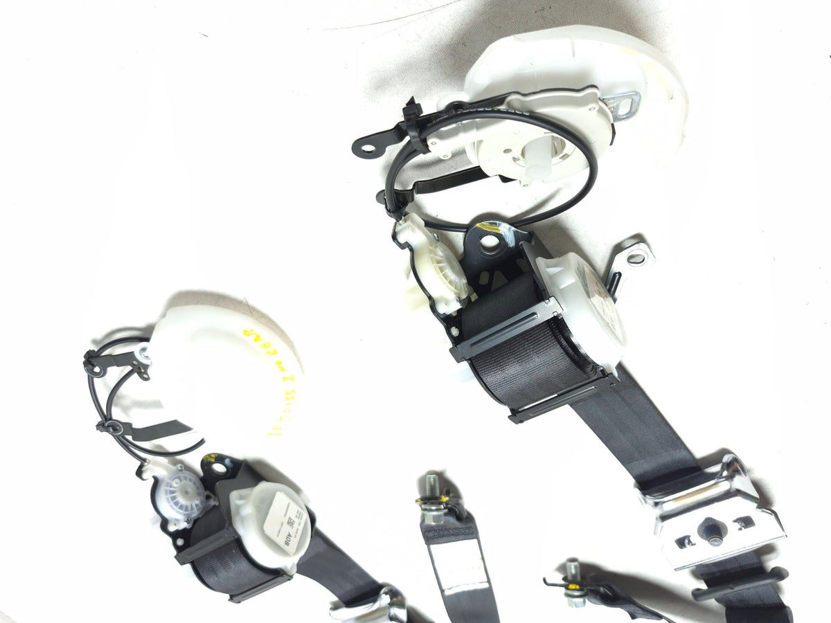 2018 Honda Odyssey Front & 2nd Row Seat Belt Retractor Left & Right OEM