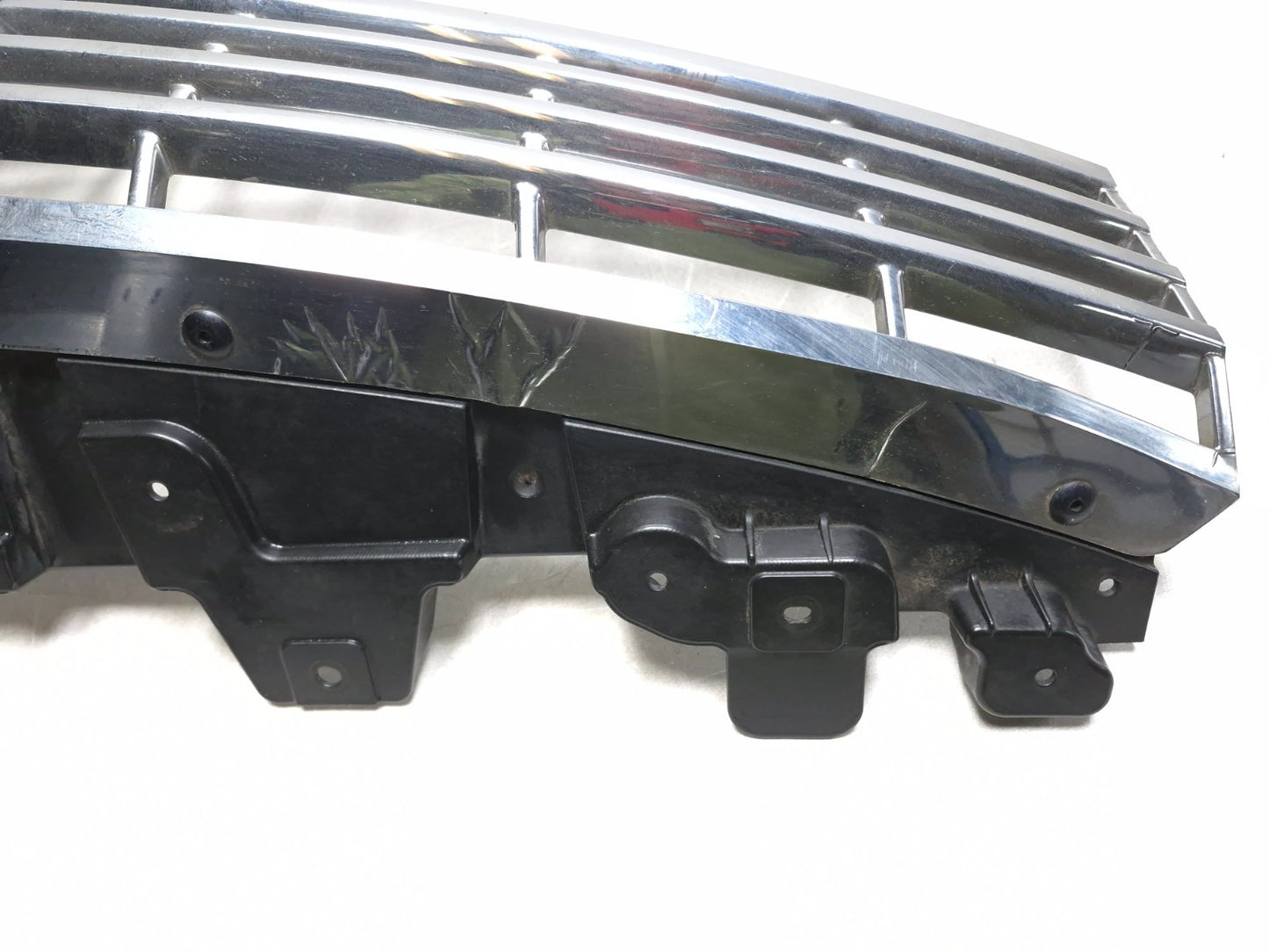 2008 Lincoln Navigator Front Upper Grille OEM