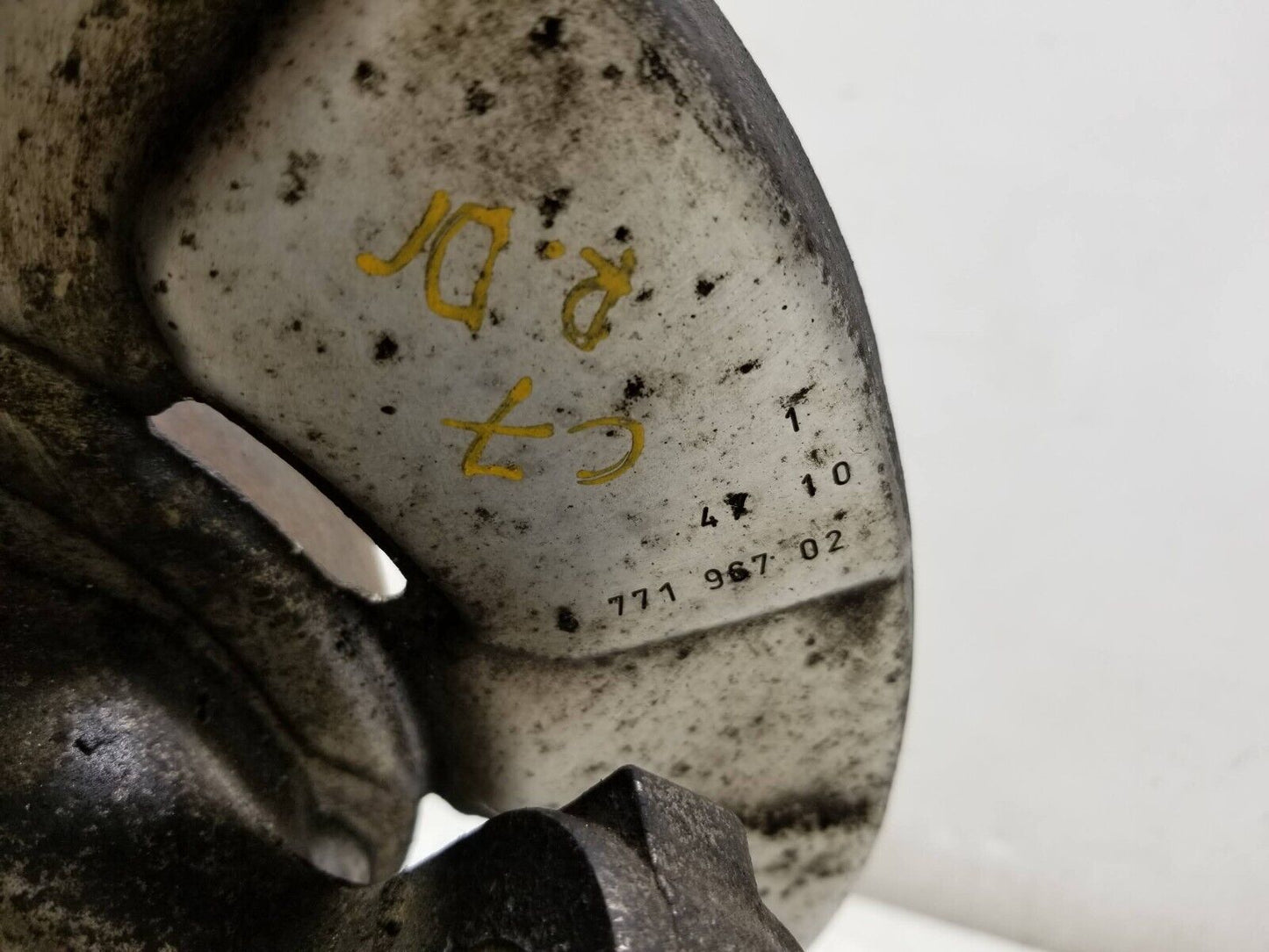 2007 - 2013 BMW X5 X6 E70 Rear Spindle Knuckle Hub Driver Side Left OEM