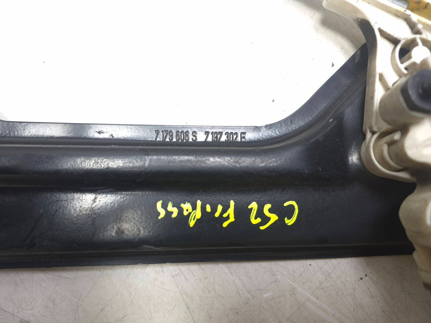 2008 BMW X6 E71 Front Window Regulator & Motor Passenger Side Right OEM
