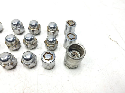 2009-2013 Hyundai Genesis Coupe Wheel Lug Nut OEM