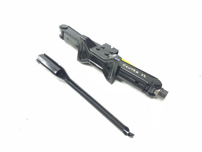 2007-2012 Nissan Sentra Spare Tire Floor Jack 99550-et000 OEM