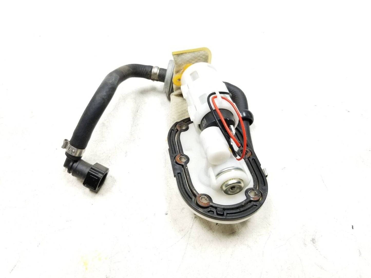 20 - 24 Benelli 302s Fuel Pump Sending Unit OEM 1609 Miles