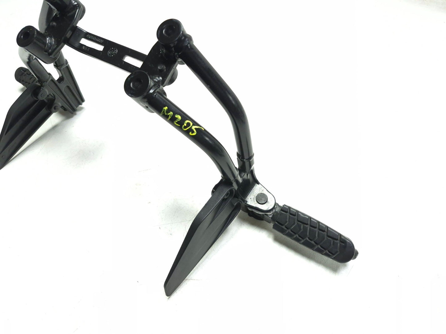 2017 Ktm 390 Duke Rear Footrest Left & Right Pair OEM