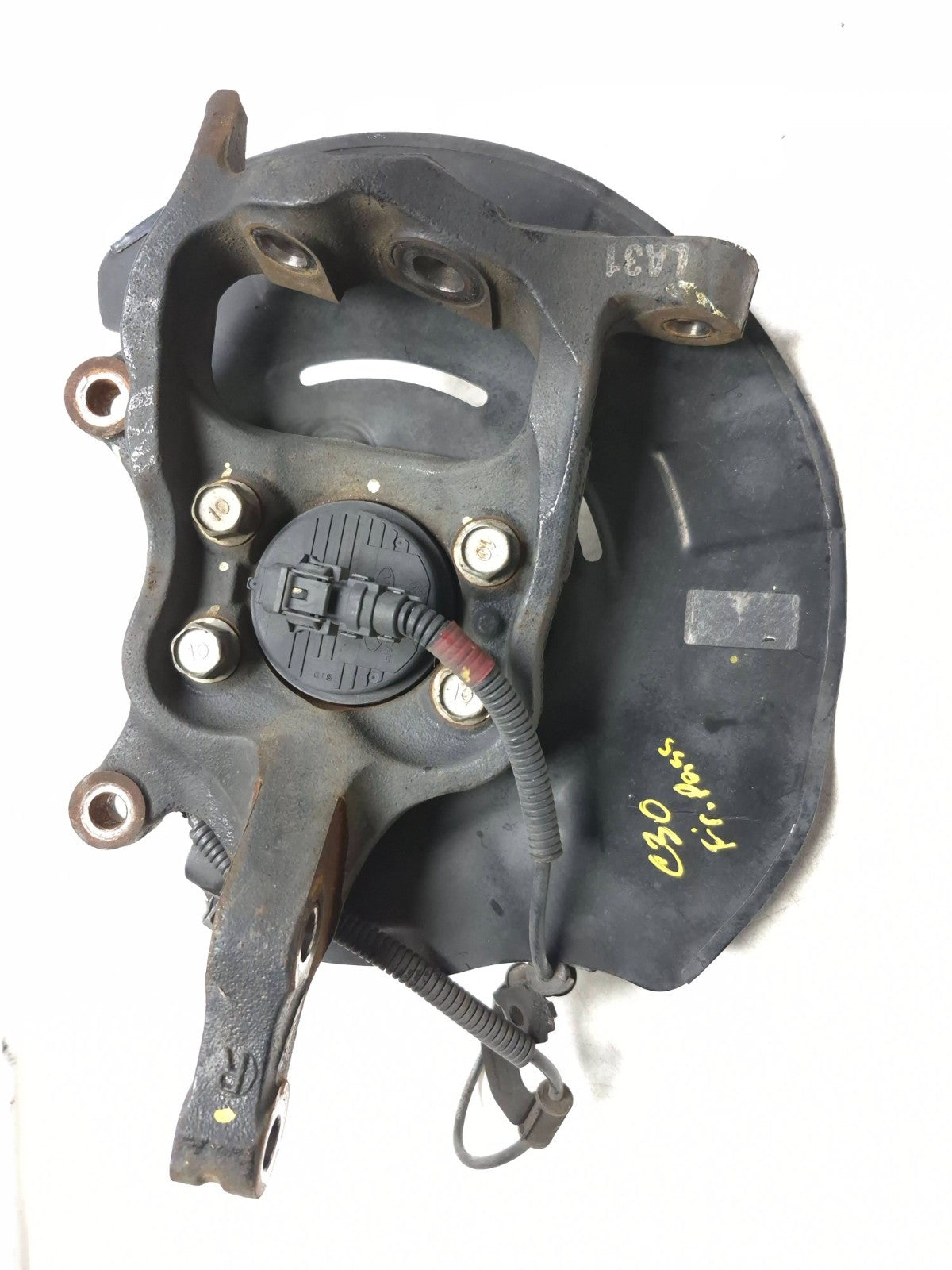 2013 Hyundai Genesis Coupe Wheel Spindle Knuckle Front Passenger Side Right OEM