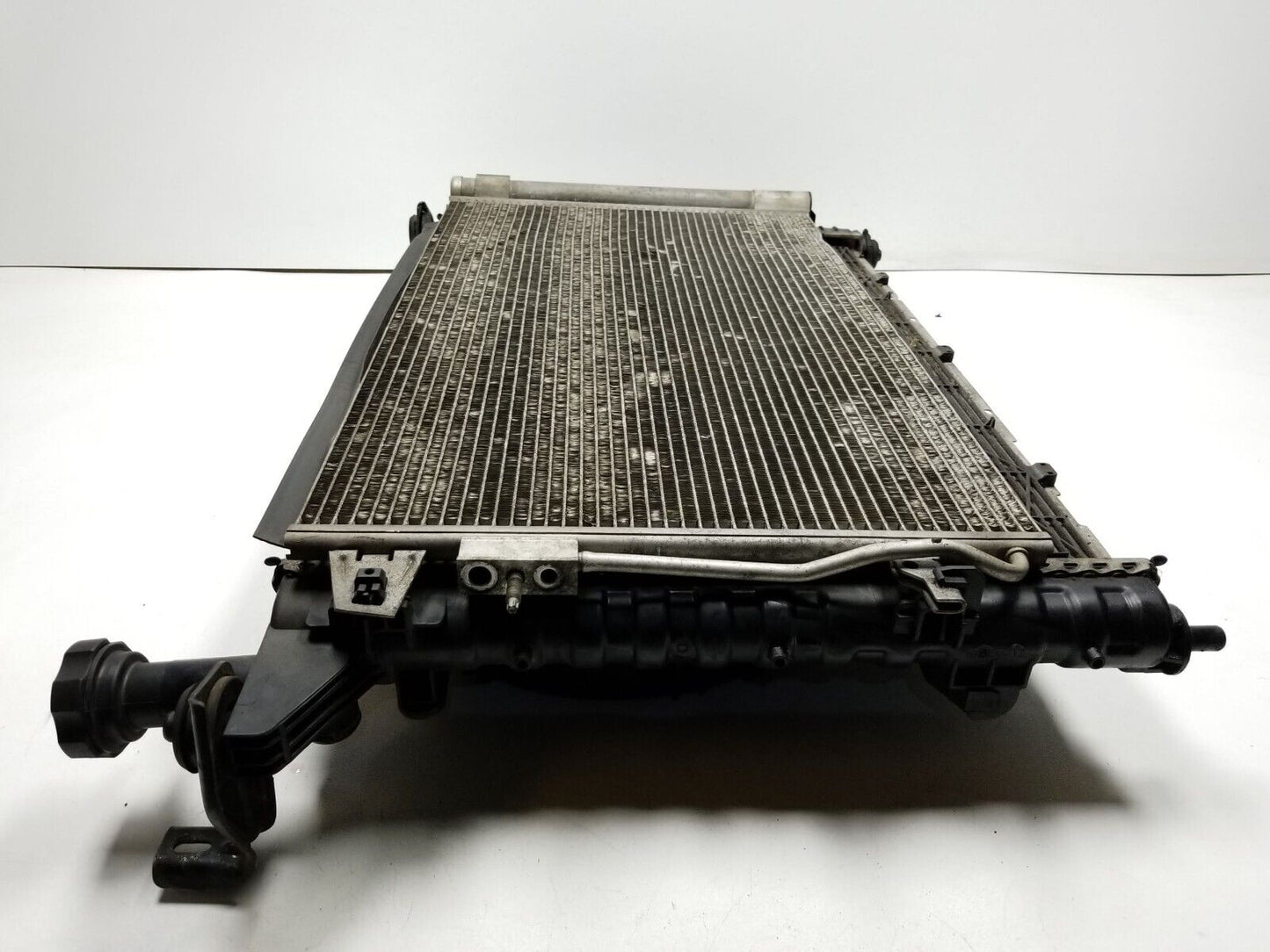 13 14 15 16 GMC Acadia Radiator Condenser Cooling Fan Assy OEM