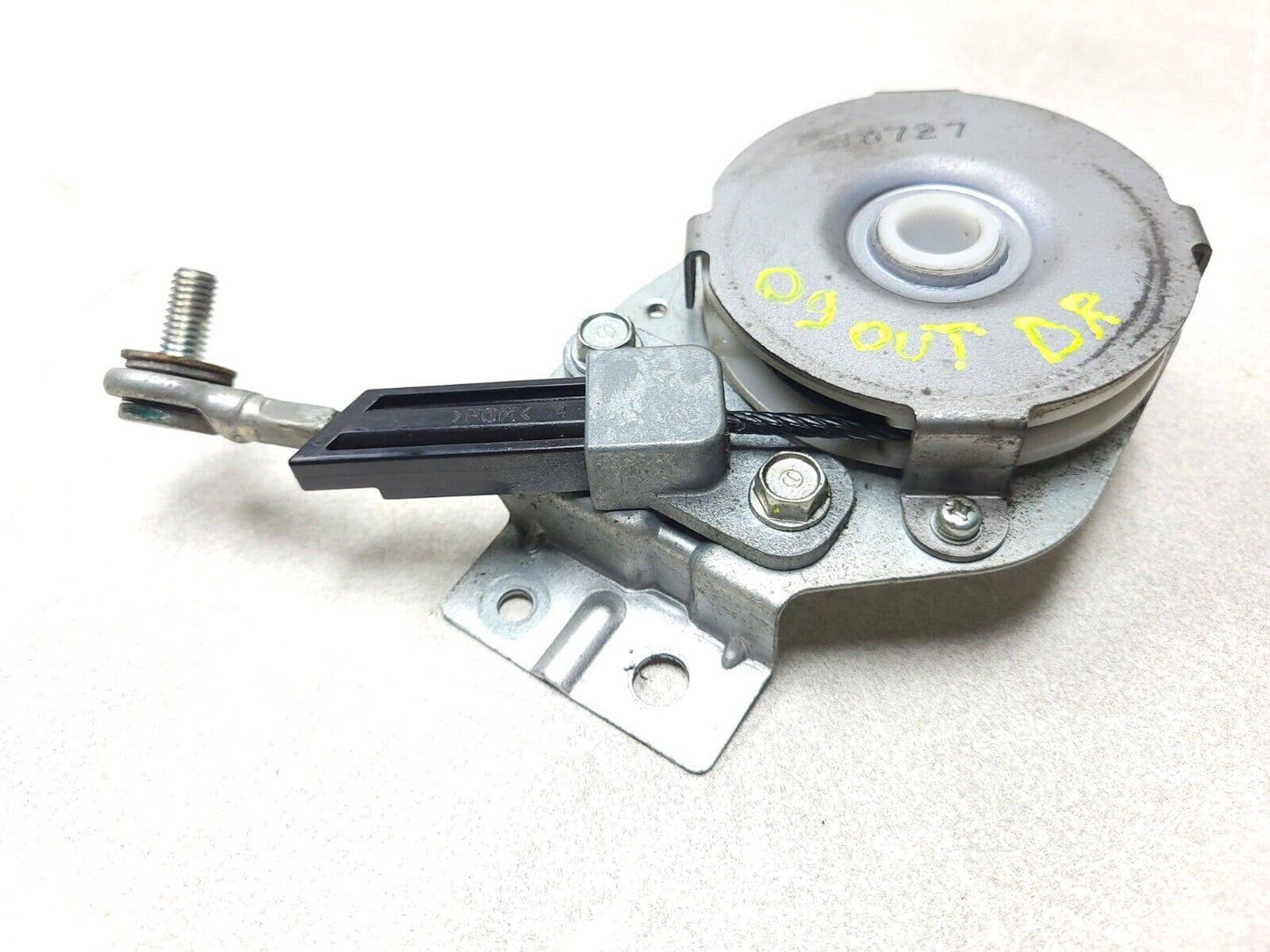 2007 - 2013 Mitsubishi Outlander Tailgate Assist Spring Lift Left & Right OEM