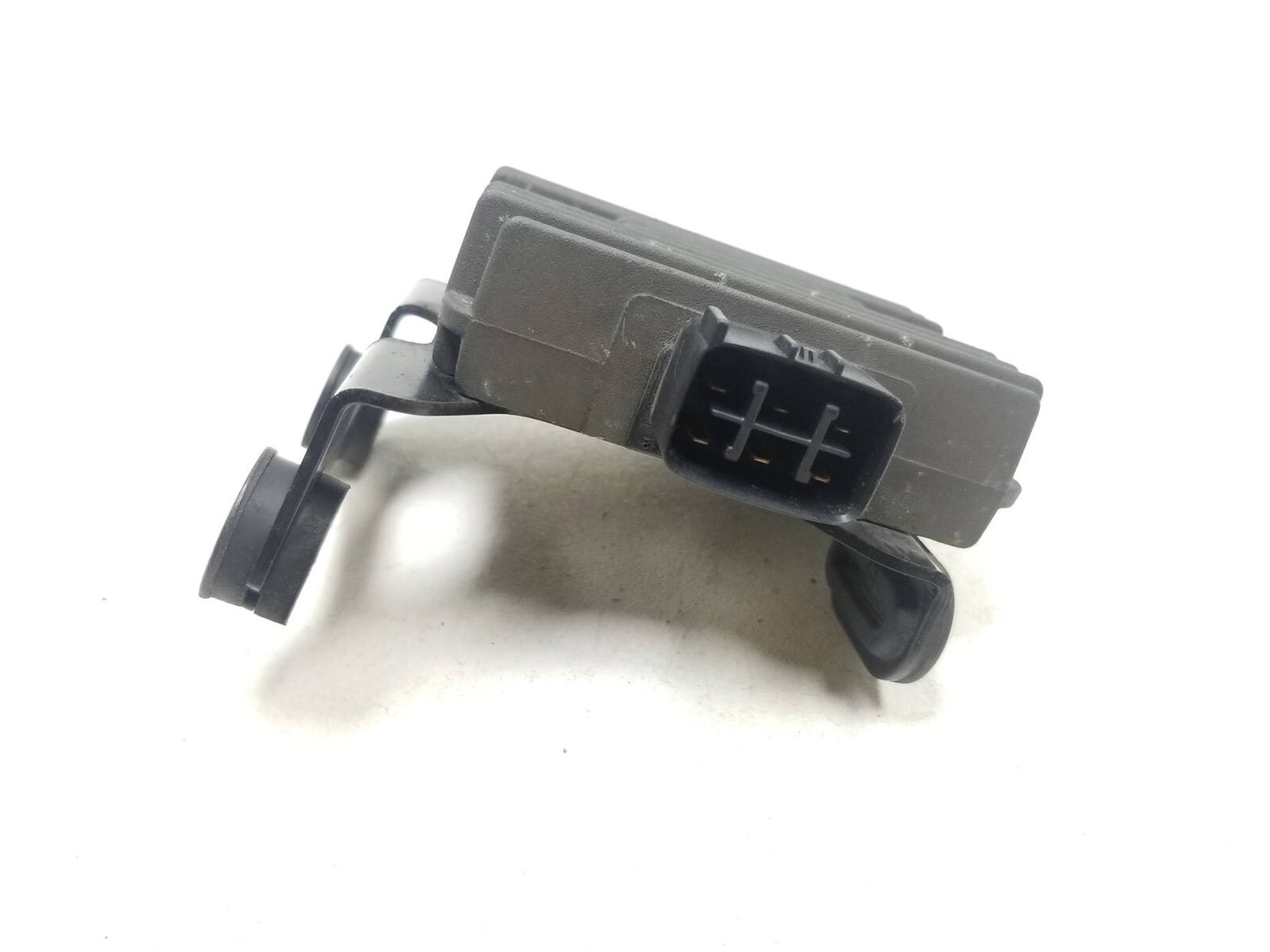 2012 - 2016 Kawasaki Ex650 Ninja 650 Voltage Regulator Rectifier Sh678ta
