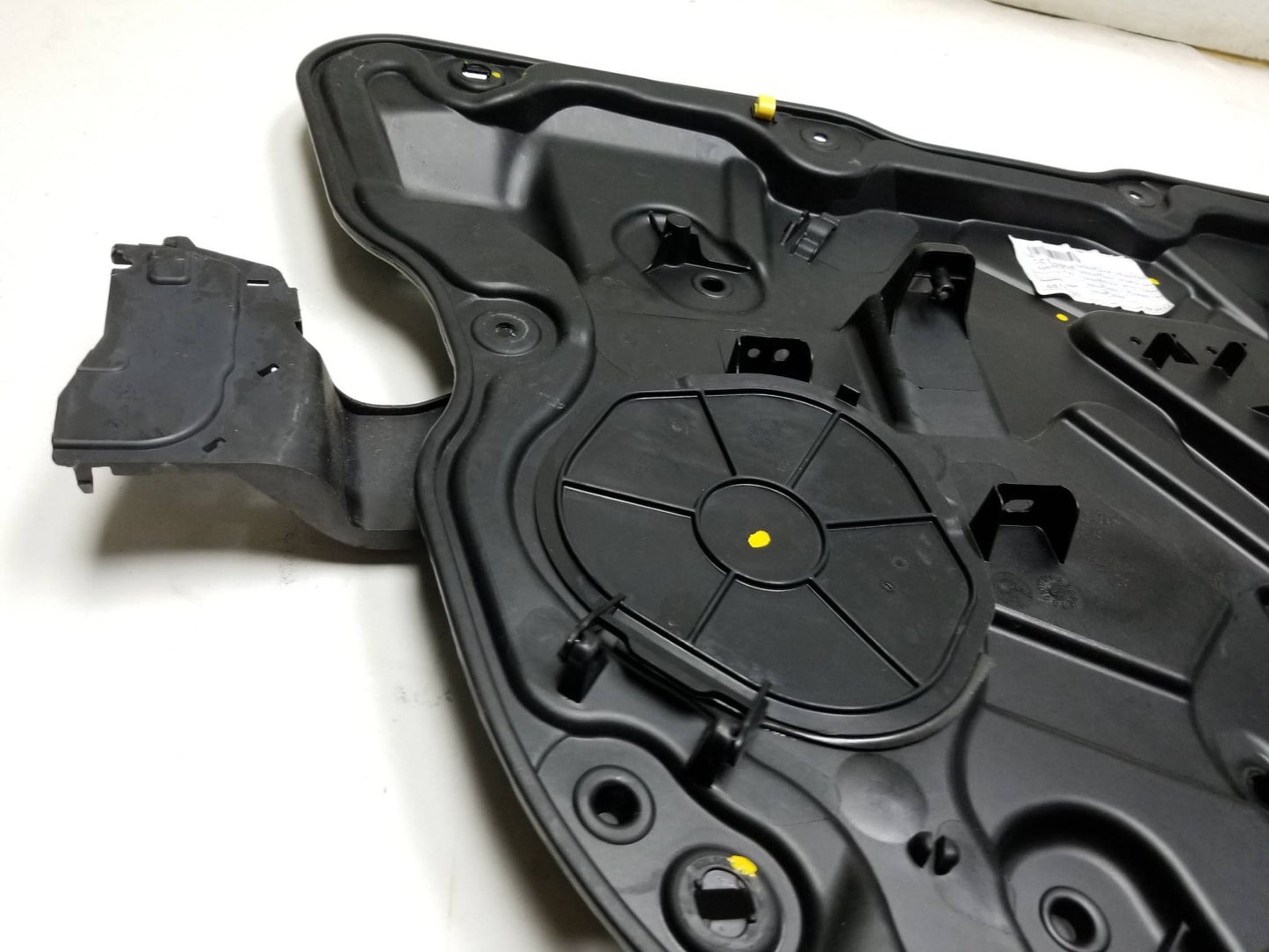 2011 - 2022 Jeep Grand Cherokee Window Regulator Front Driver Side Left OEM