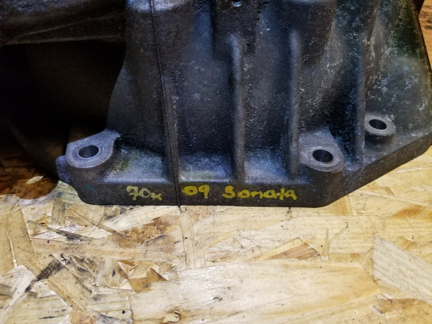 2009 Hyundai Sonata Automatic Transmission Converter Housing OEM