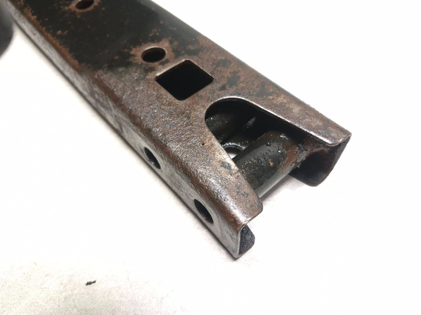 2007 Lincoln Navigator Front Frame Crossmember OEM