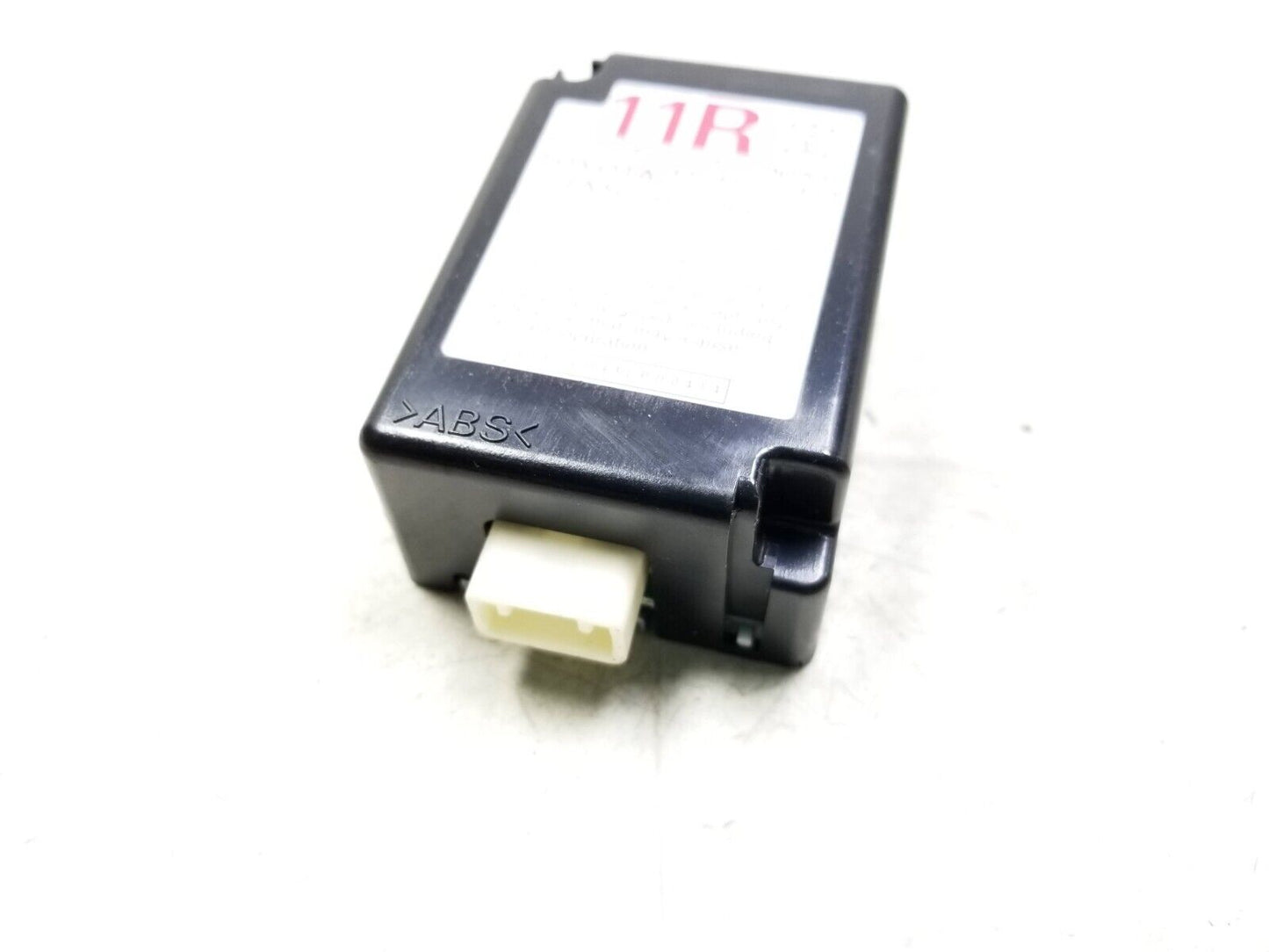 08 - 15 Scion Xb Receiver Door Control Module OEM