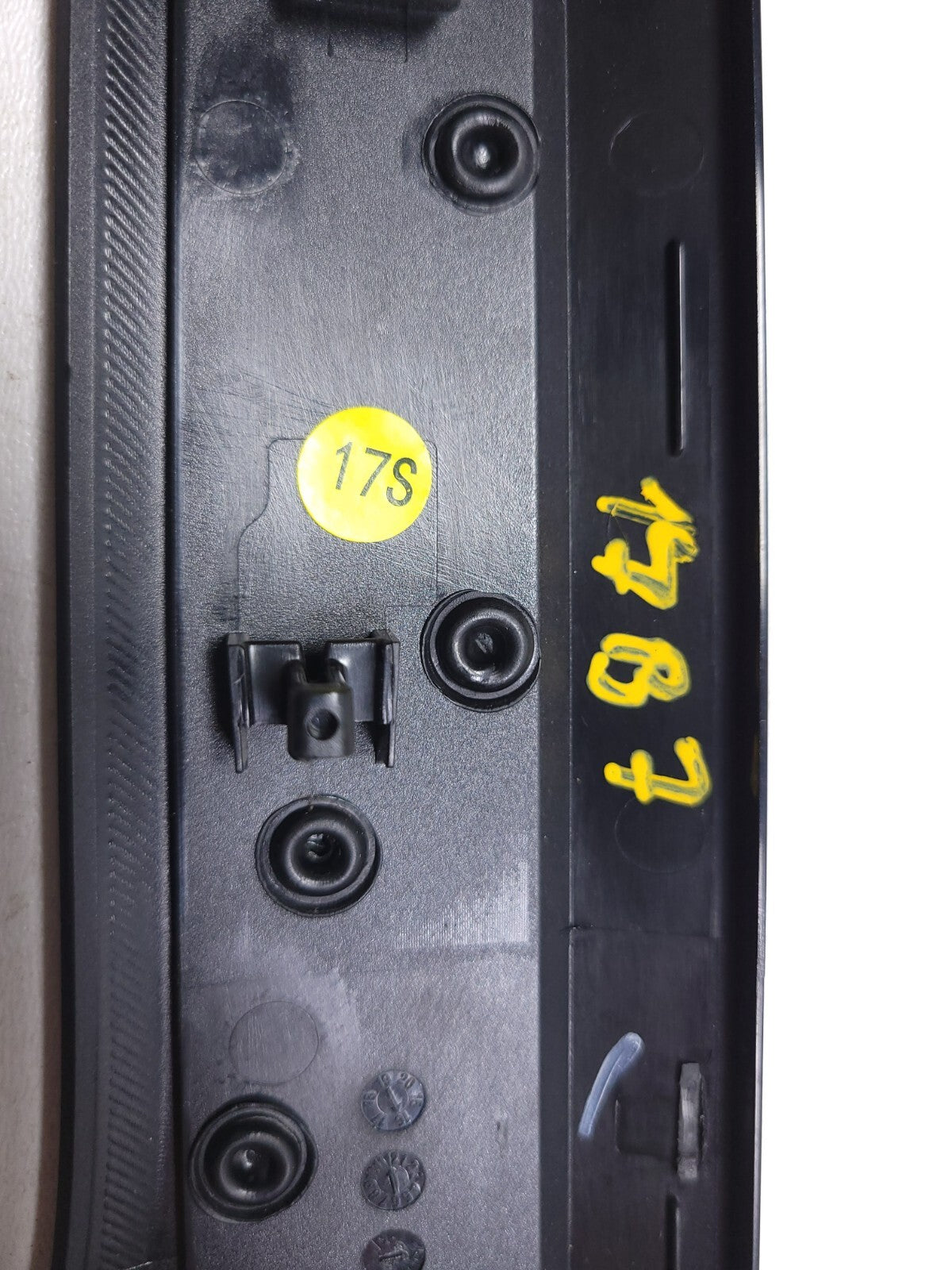 2017 Volkswagen Passat Dashboard Center Radio Bezel Trim Panel OEM