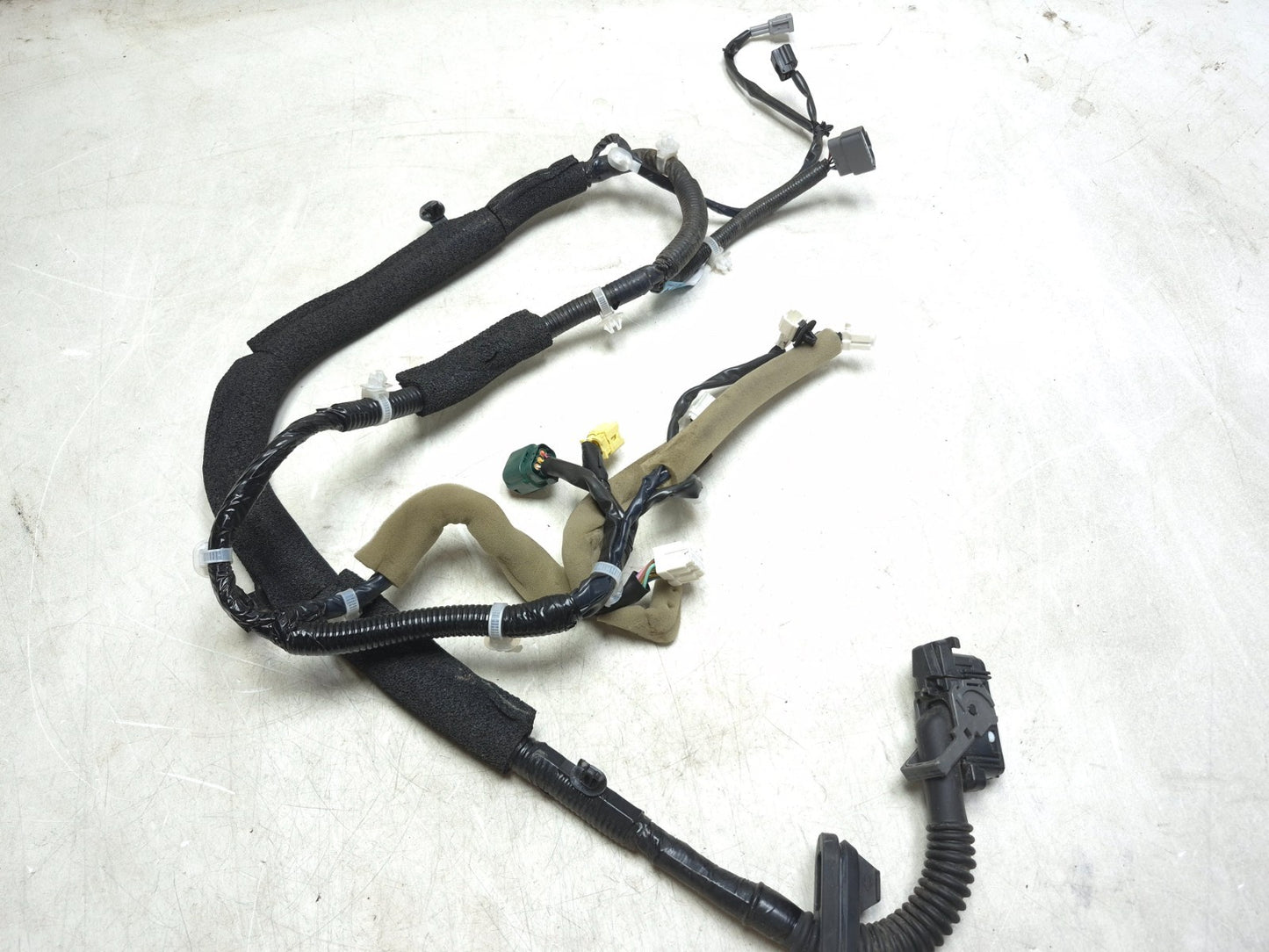 2012 Nissan Leaf Front Door Wire Harness Driver Side Left  OEM