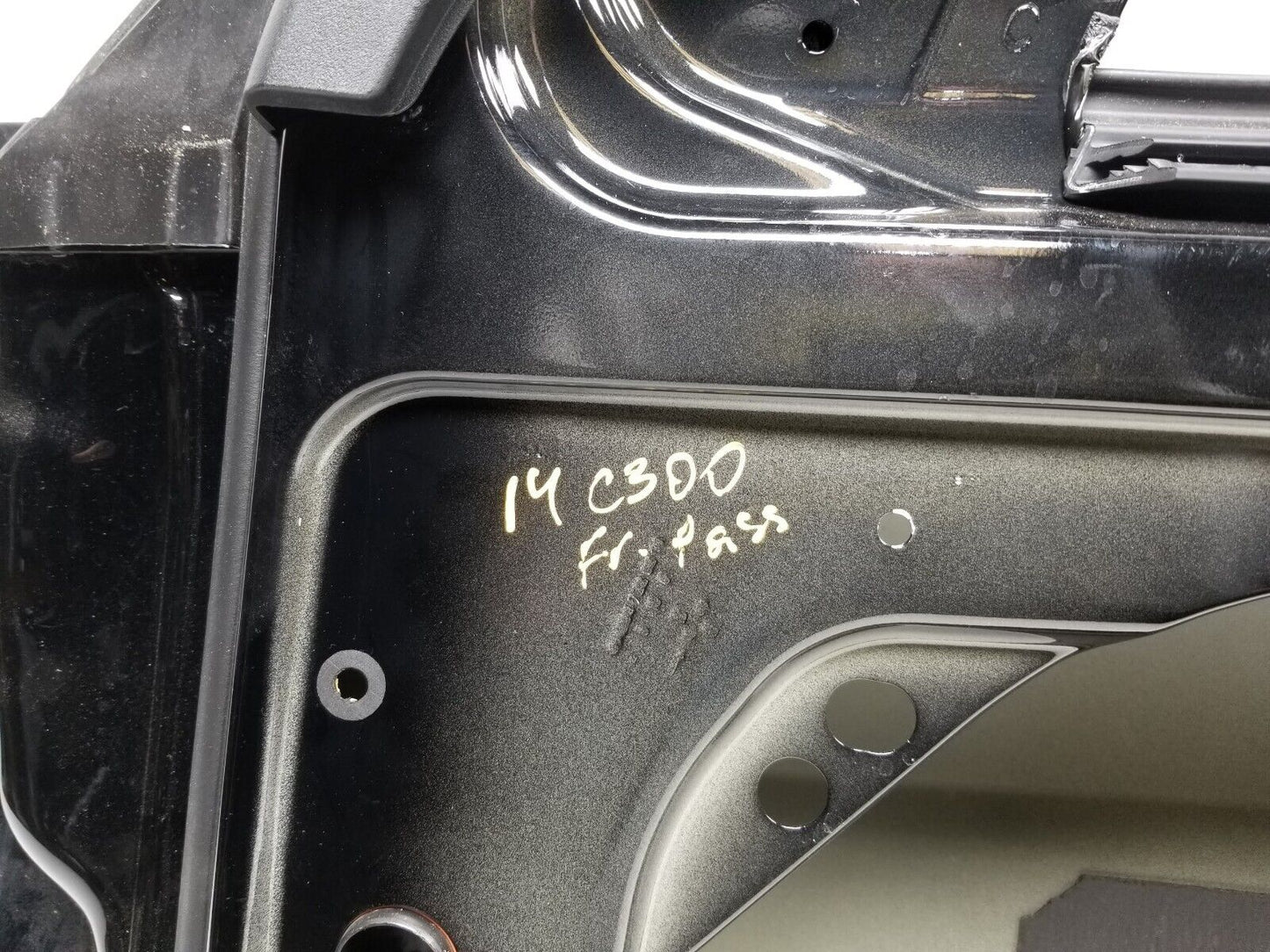 08-13 Mercedes C300 C250 C63 Front Passenger Door Shell *black (040u)* Sedan ✅