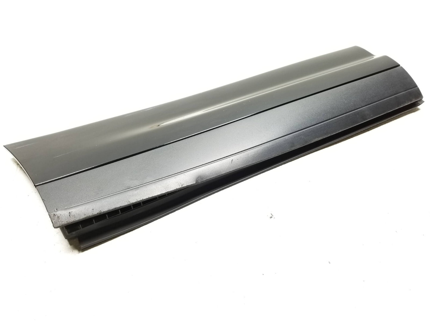 2013 Porsche Cayenne Door Lower Molding Rear Passenger Side Right Oem