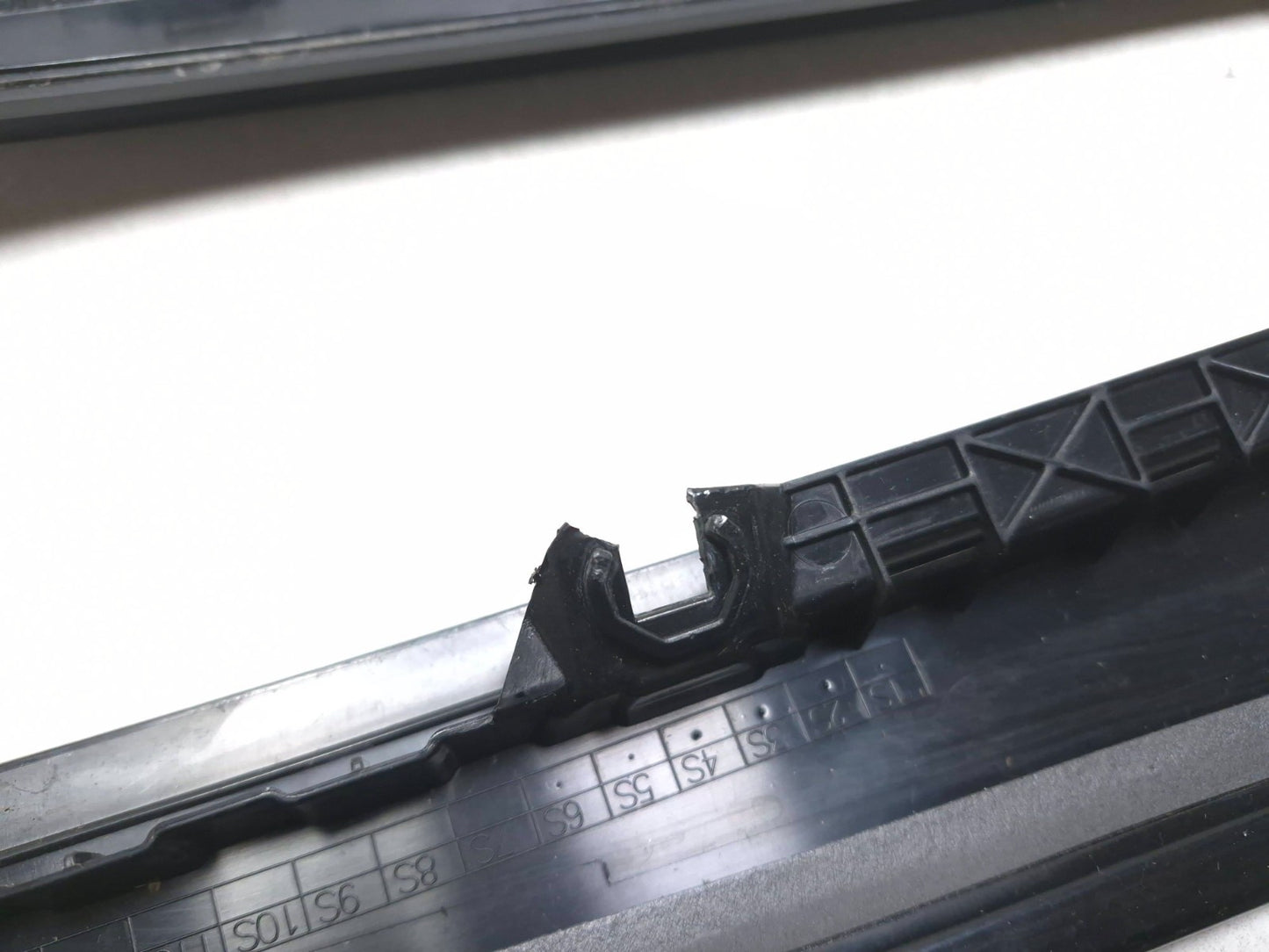 2015 Volkswagen Golf Exterior B Pillar Trim Panel Rear Right & Front Left OEM