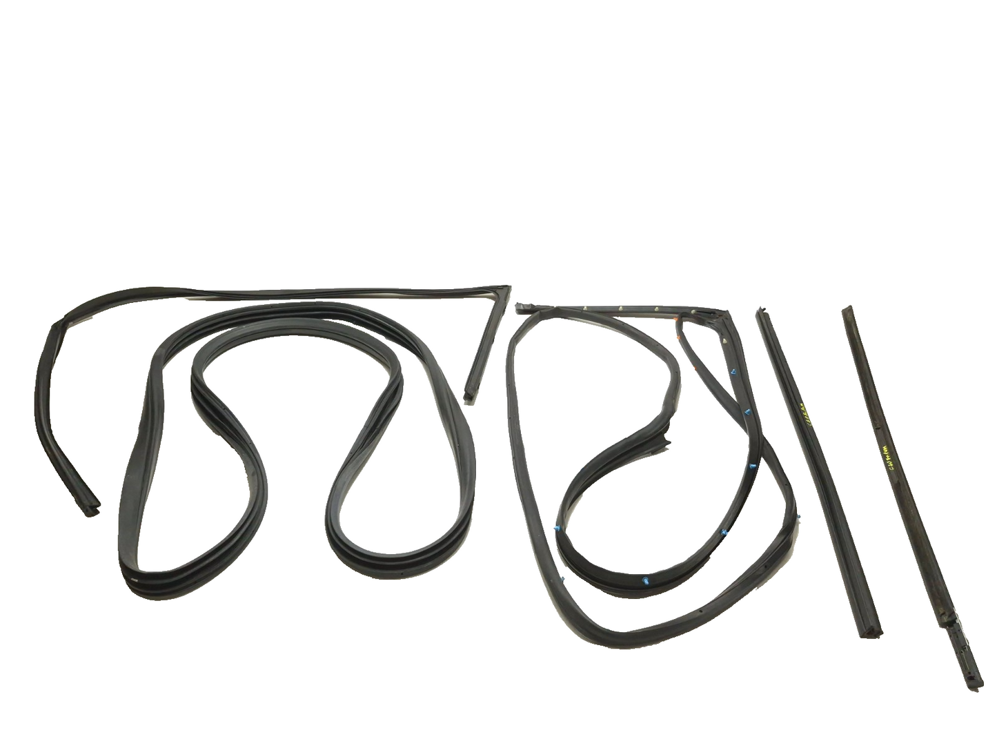 2007 Acura Tl Type-s Front Door Weatherstrip Seal Right Passenger Side Set OEM