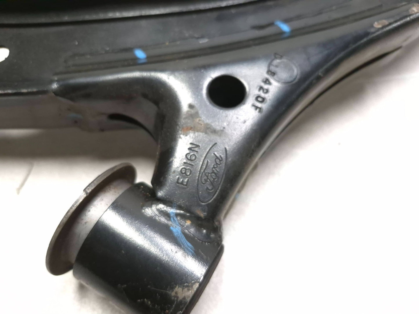 2010 Ford Mustang Cabrio Front Lower Control Arm Right Passenger Side OEM