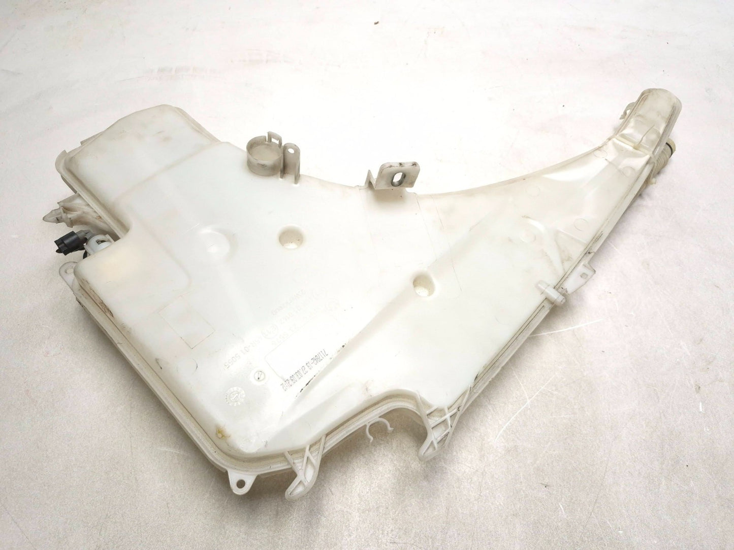 2011 BMW E90 328i Windshield Washer Fluid Reservoir OEM 7117842