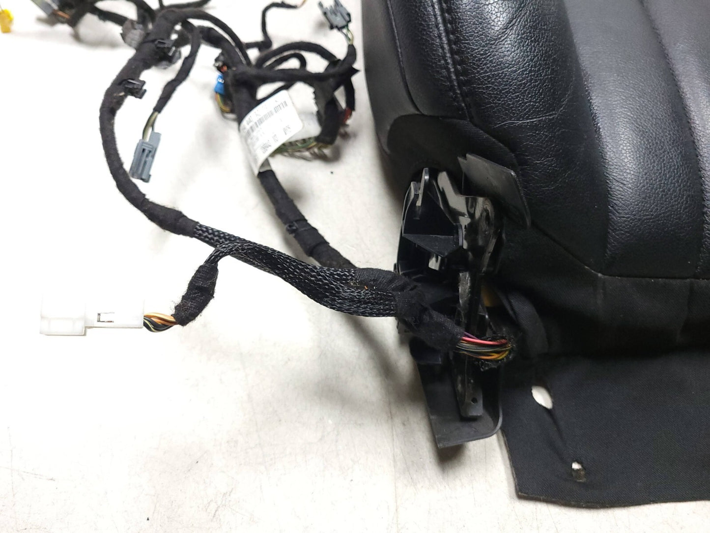 2007 Mercedes Ml500 Front Passenger Seat Backrest Upper Cushion OEM