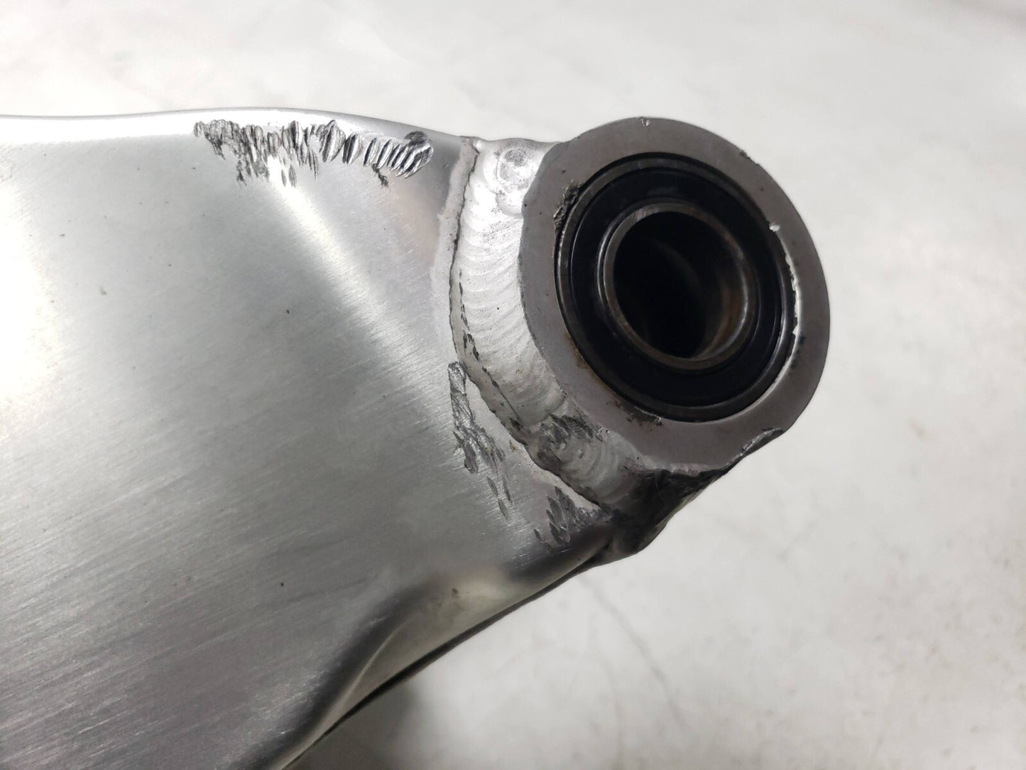 2008 - 2010 Ducati 848 Rear Swing Arm Frame 37531421c OEM