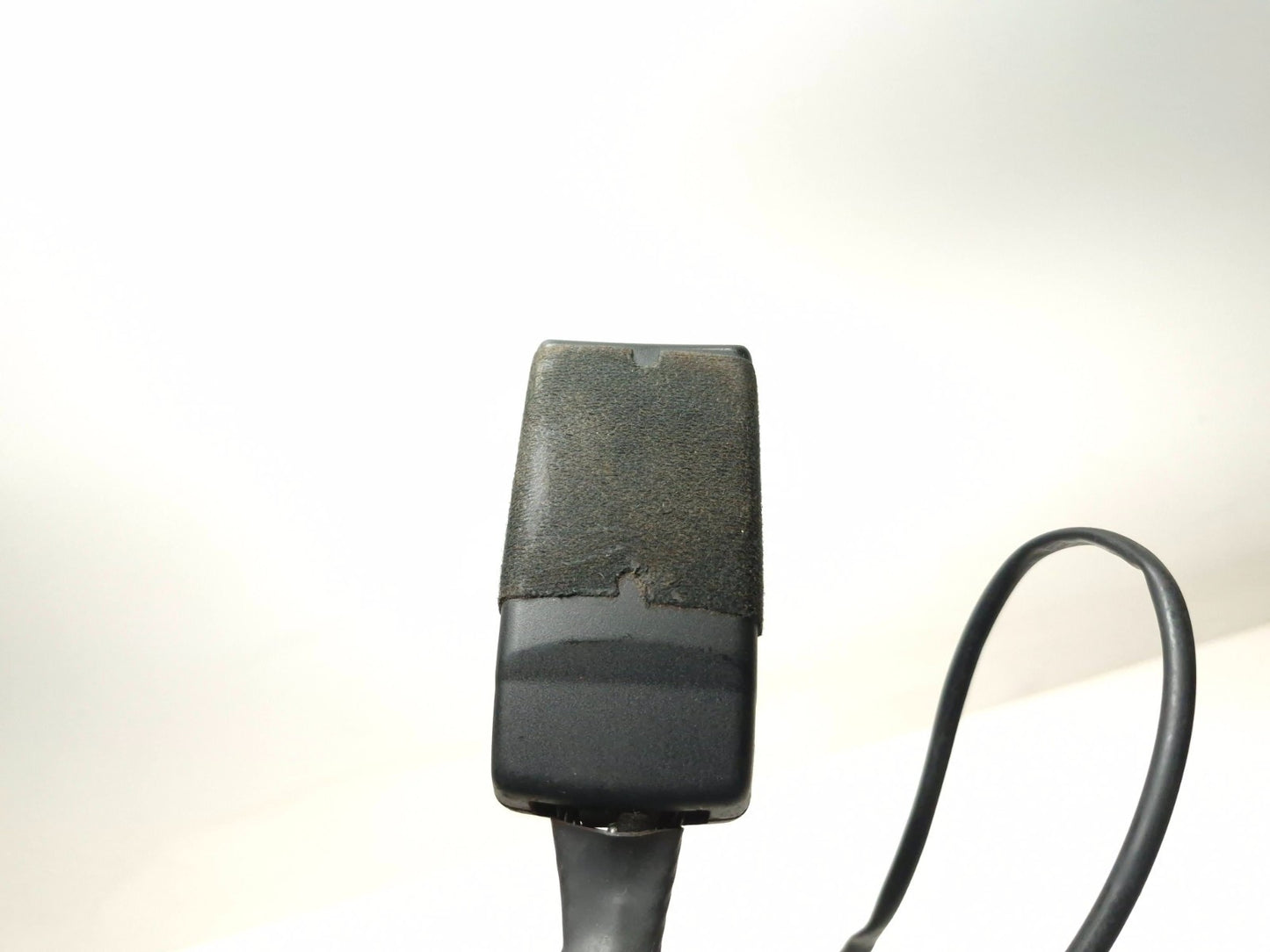 2011 Volkswagen Tiguan Front Seat Belt Buckle Left & Right OEM