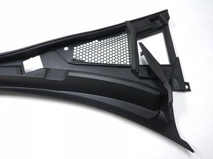 2021 Alfa Romeo Giulia Windshield Cowl Wiper Motor Cover Oem✅