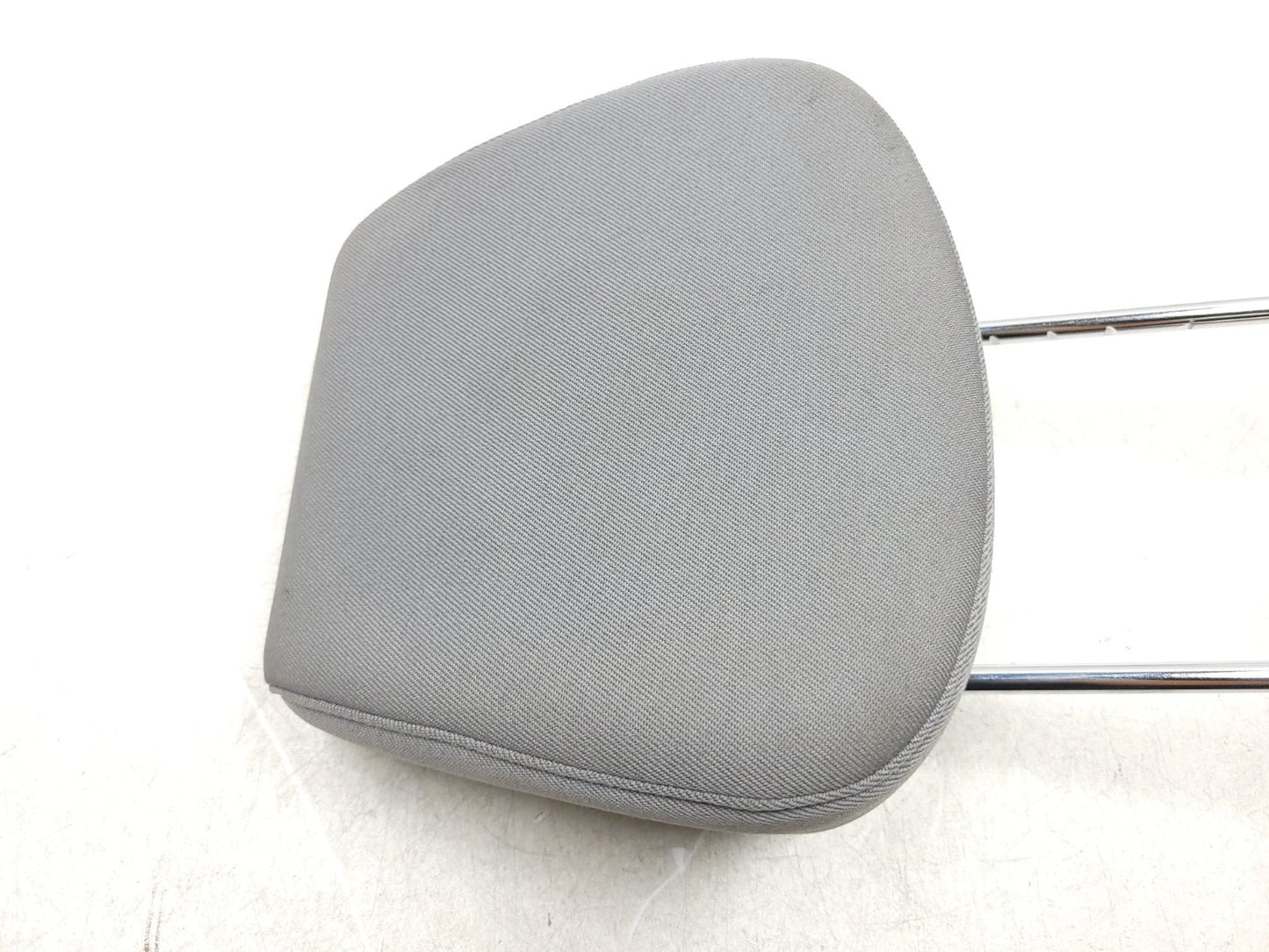 15 - 17 Hyundai Accent Front Left Driver Seat Headrest OEM