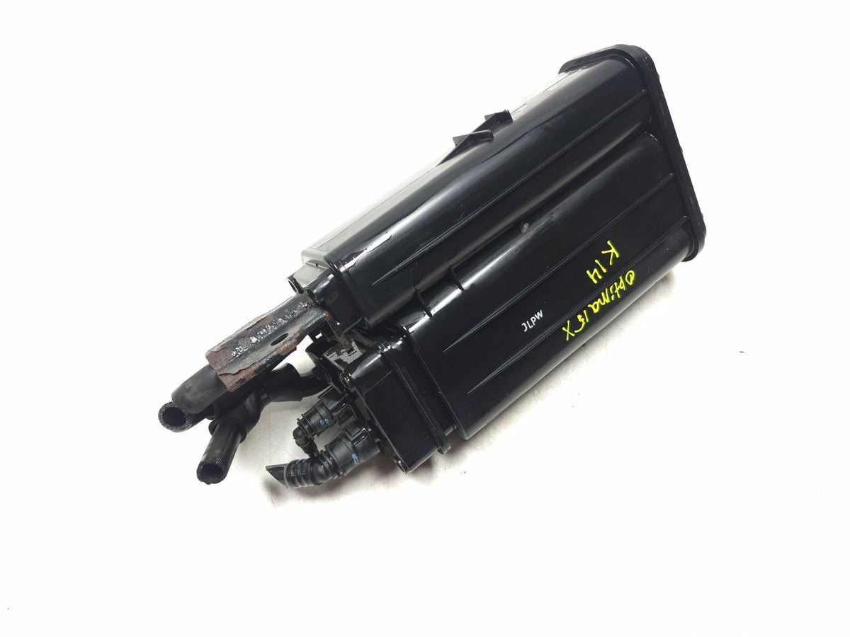 2015 Kia Optima 2.4l Vapor Canister 31401 3v500 OEM