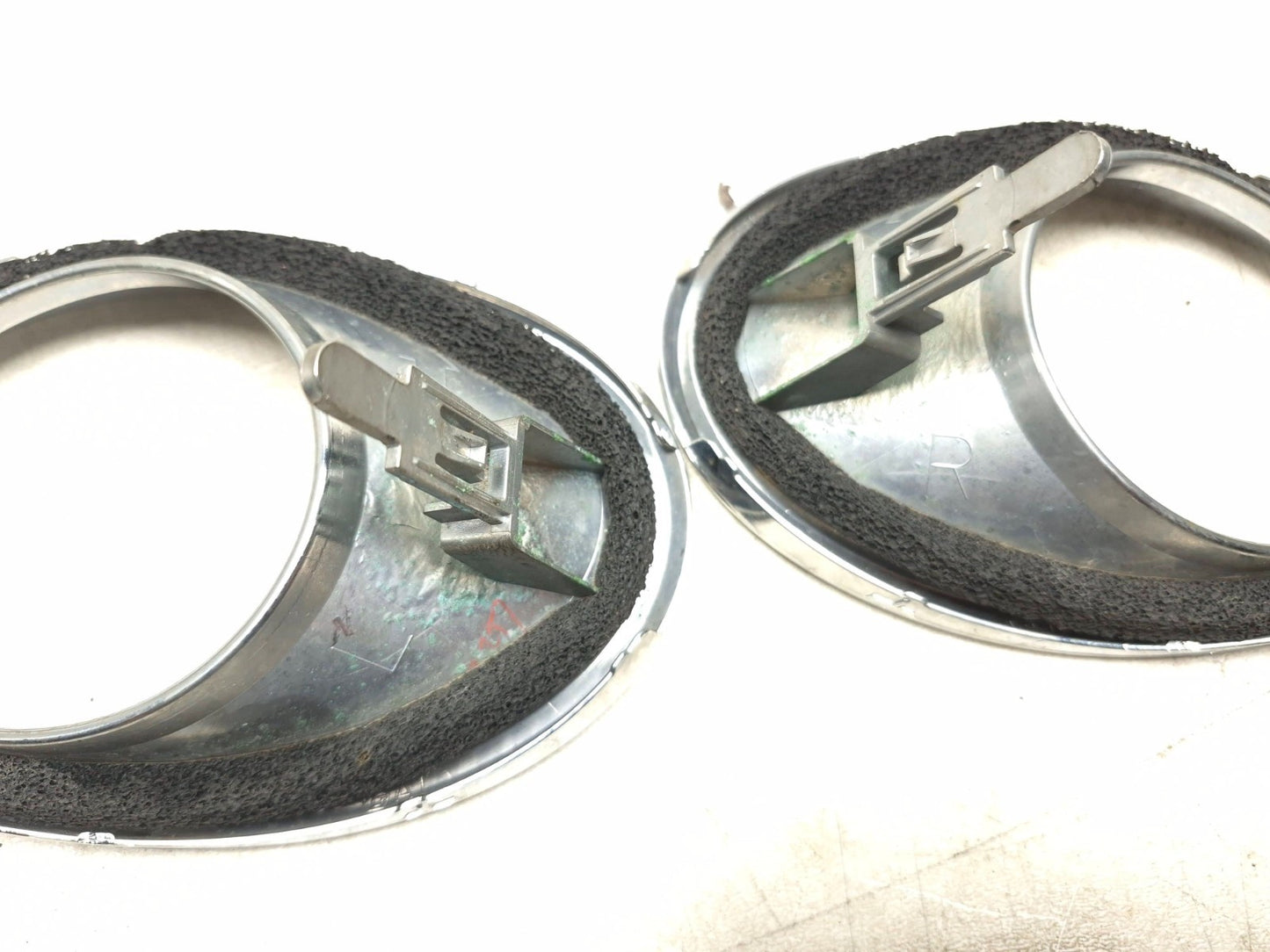 2010 Lexus Hs250h Fog Lamp Bezel Trim Left & Right Pair OEM