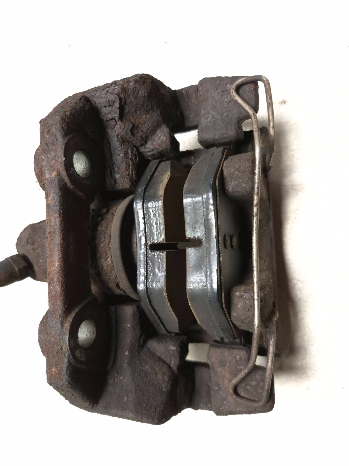 2007 Saab 9-5 Aero Rear Brake Caliper 2pcs OEM