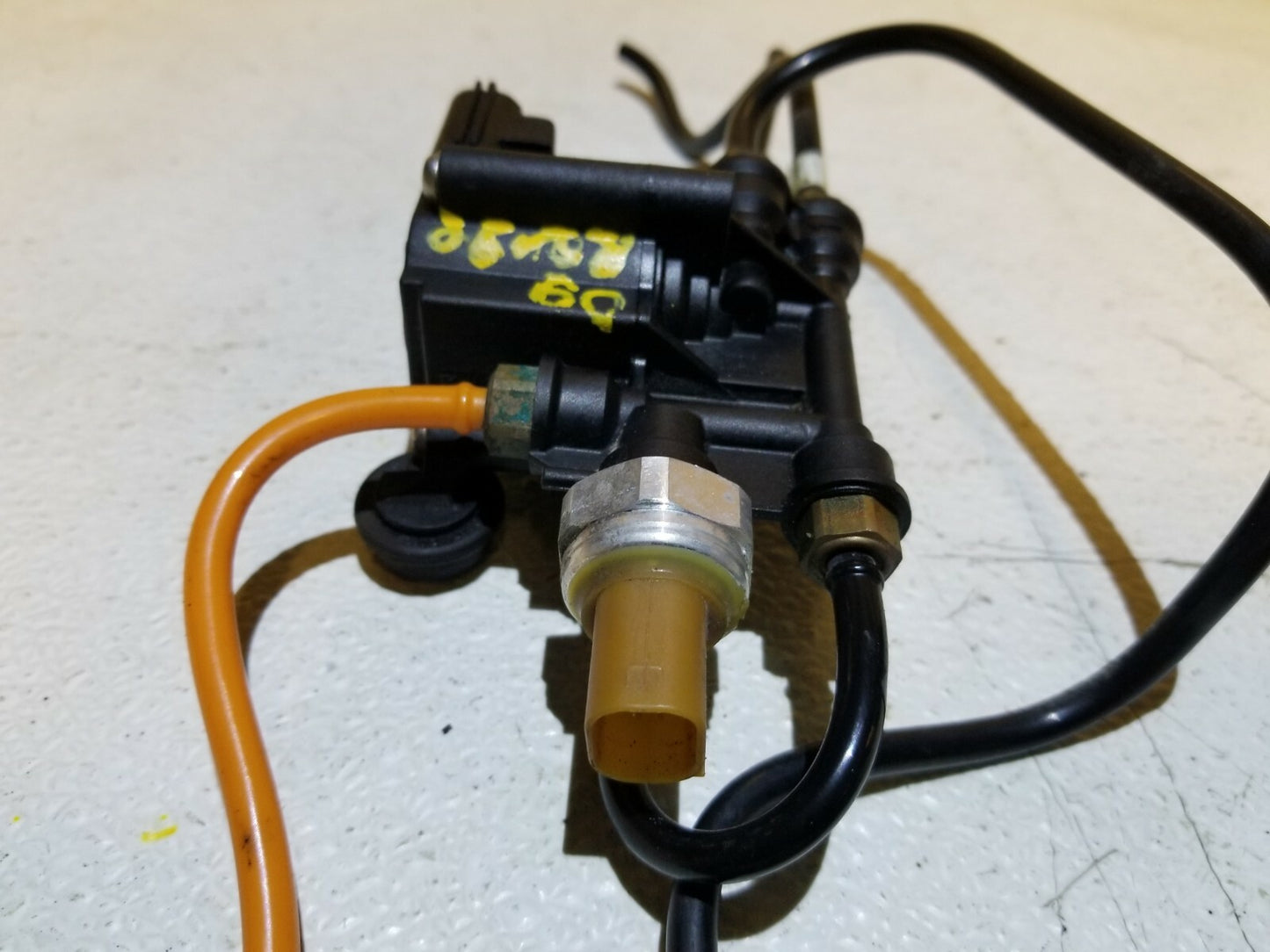 2009 Range Rover Sport Air Suspension Pressure Relief Valve OEM