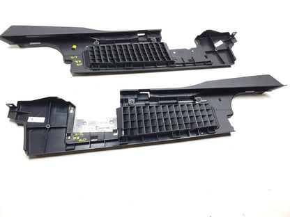 2006-2012 Range Rover Rear Upper Trim Panel Left & Right Pair 7010347 OEM