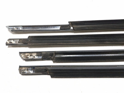 2018 Chrysler 300 Limited Front & Rear Door Trim Stripe Molding Swipe 4 Pcs OEM