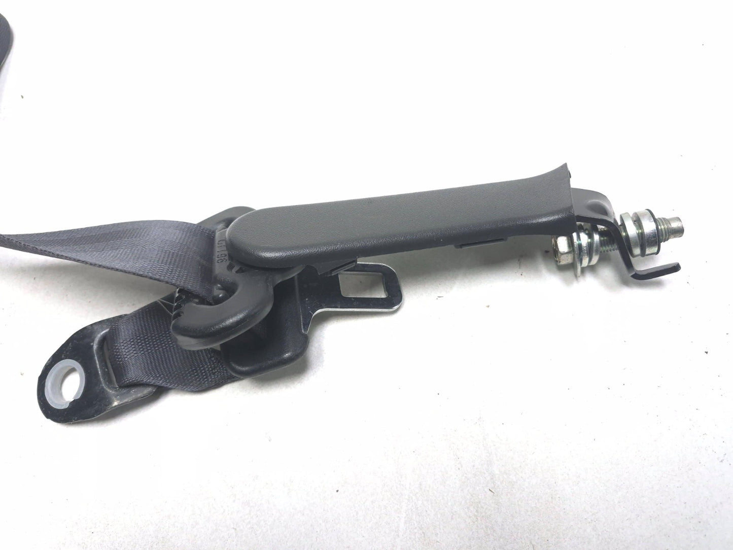 2007 Honda Fit Rear Seat Belt & Belt Buckle 3pcs OEM