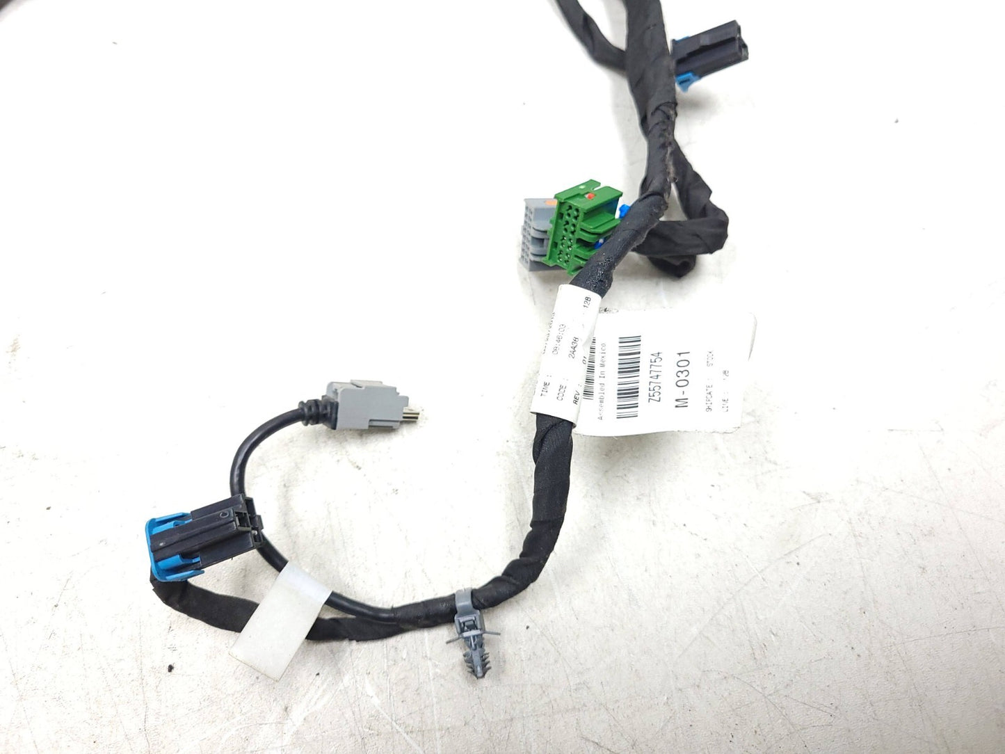 2010- 2014 Chevrolet Suburban Сenter Сonsole Wire Harness OEM