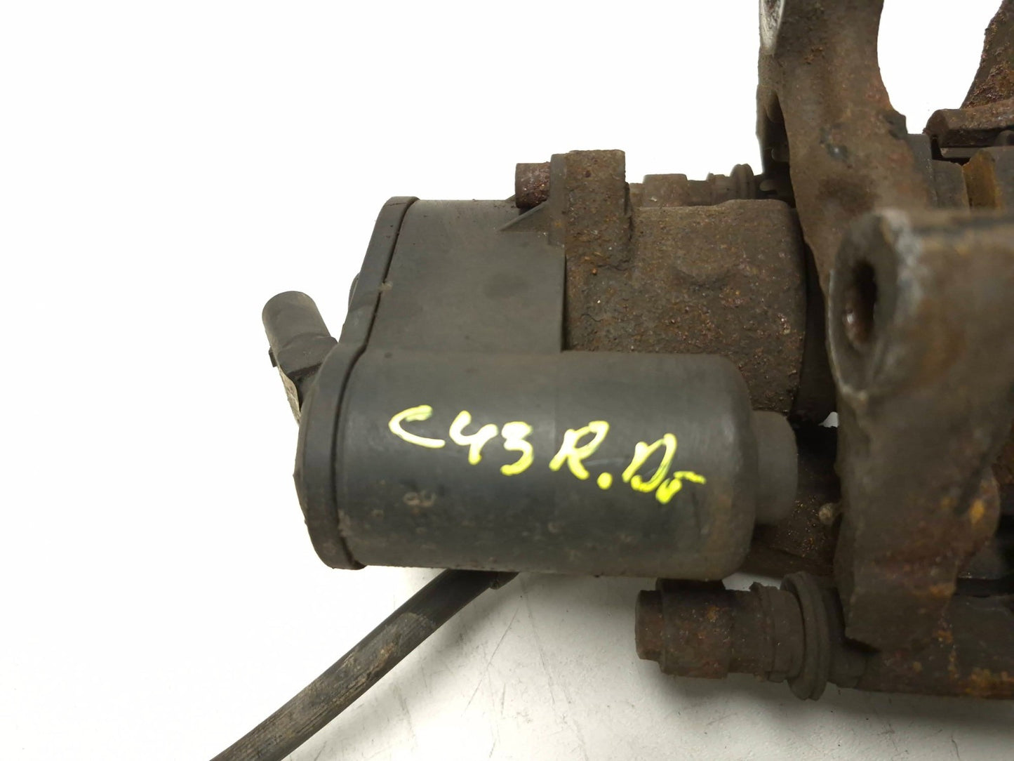 2011 Volkswagen Tiguan Rear Brake Caliper Left & Right Pair OEM