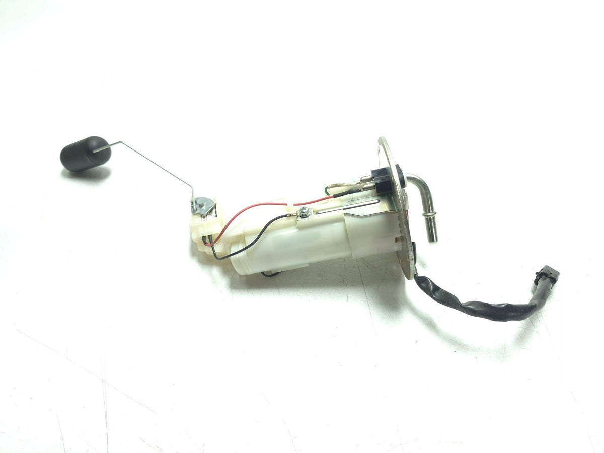 2020 Kawasaki Vulcan S En650c Fuel Pump OEM 49040-0738
