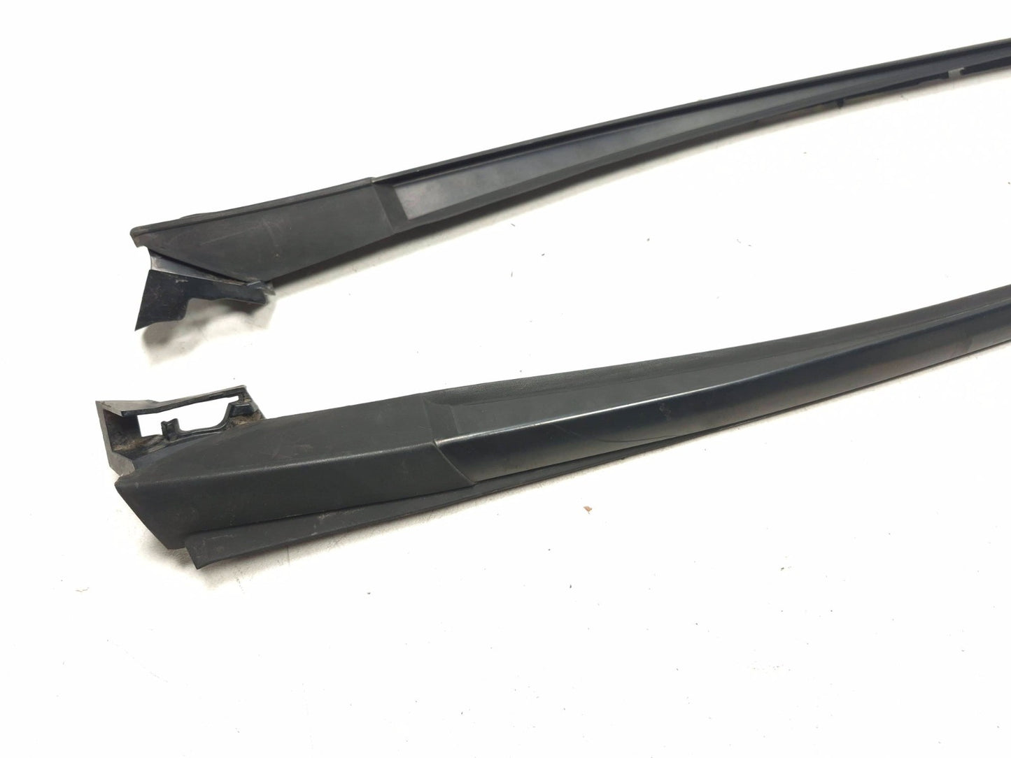 2010 Lexus Hs250h Front Windshield Molding Left & Right OEM