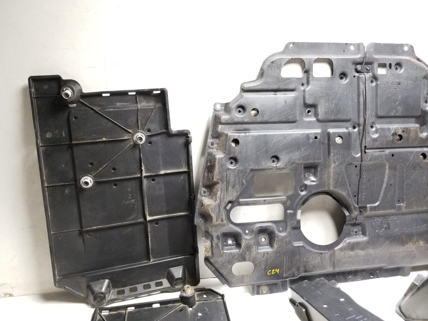 11-17 Lexus CT200h Shield Underbody Floor Cover Oem✅