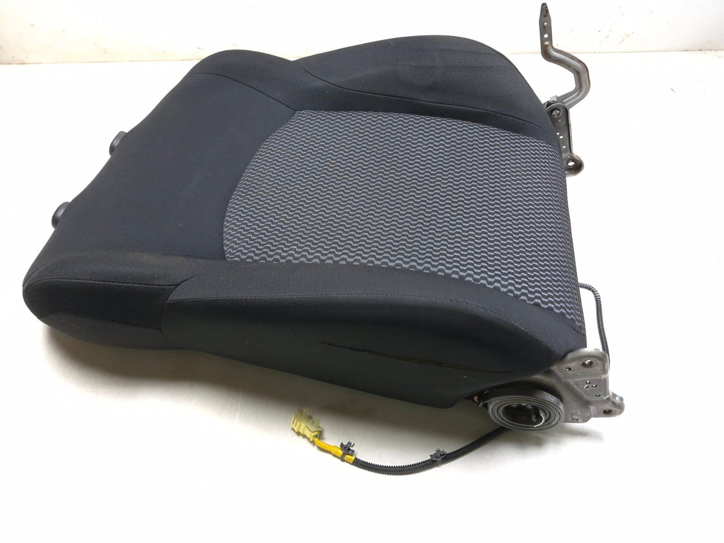 2015 Nissan Juke Front Seat Back Backrest Driver Side Left OEM