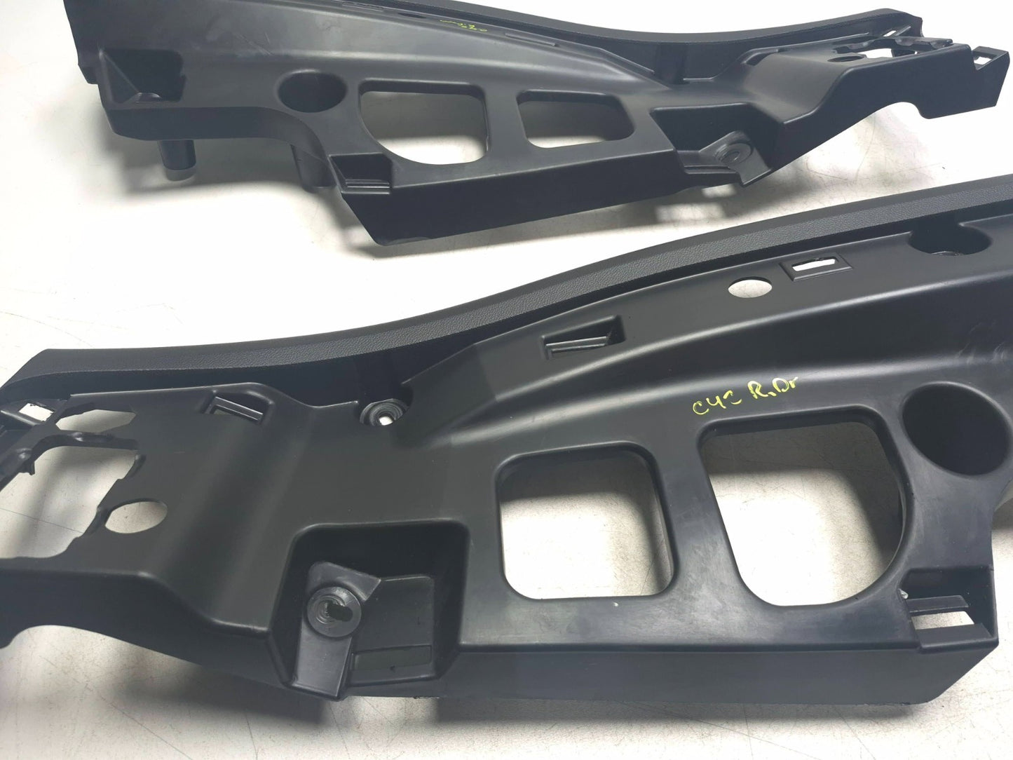 2024 Alfa Romeo Stelvio Rear Seat Bolster Support Bracket Left & Right OEM