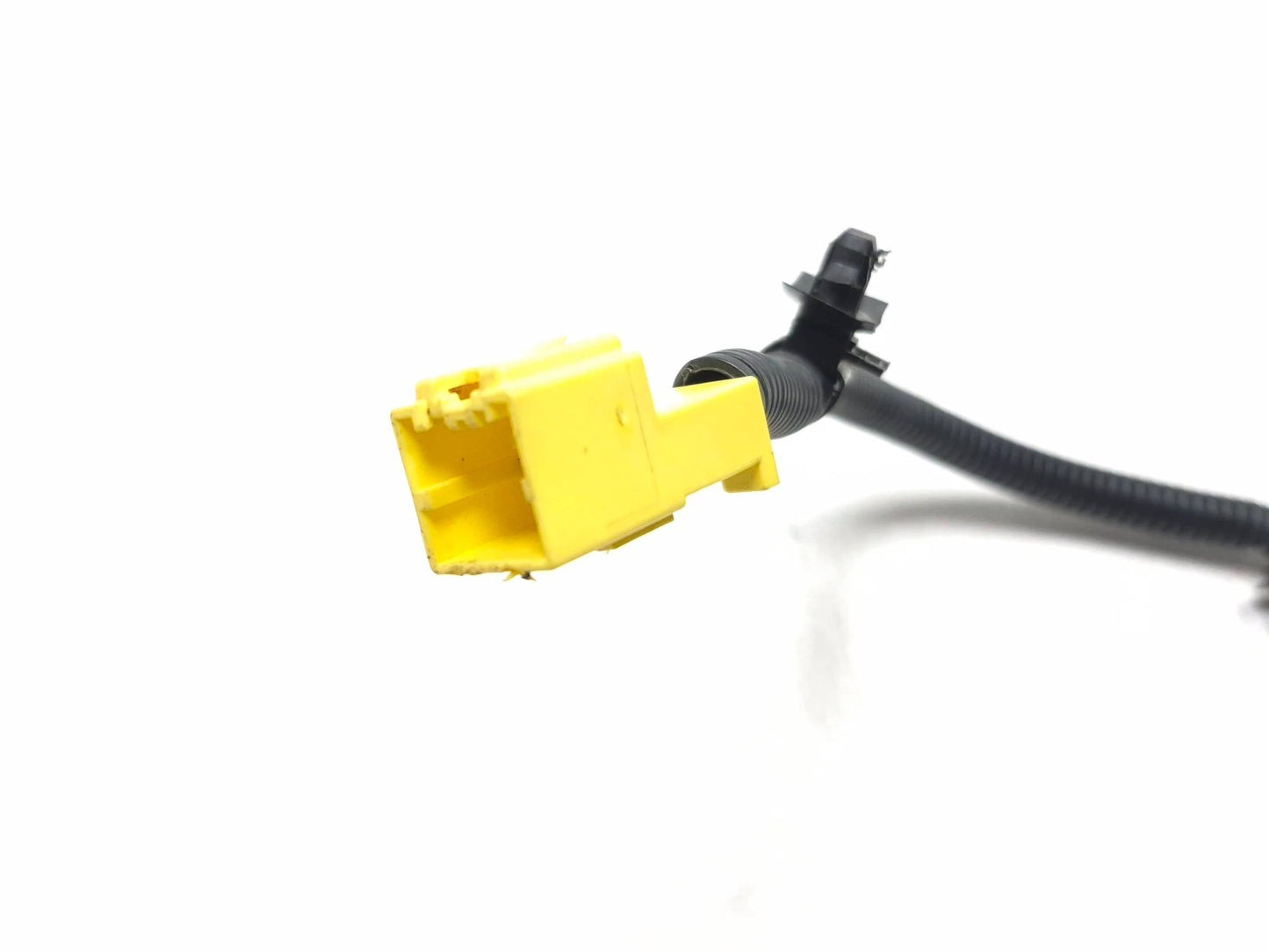 2014 Hyundai Accent Seatbelt Buckle Front Passenger OEM