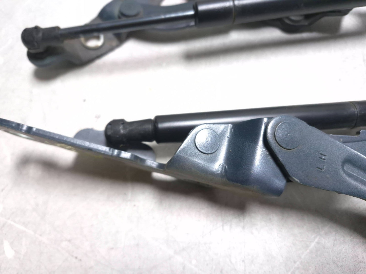 2010 Nissan Maxima Sv Trunk Lid Hinge 2pcs OEM