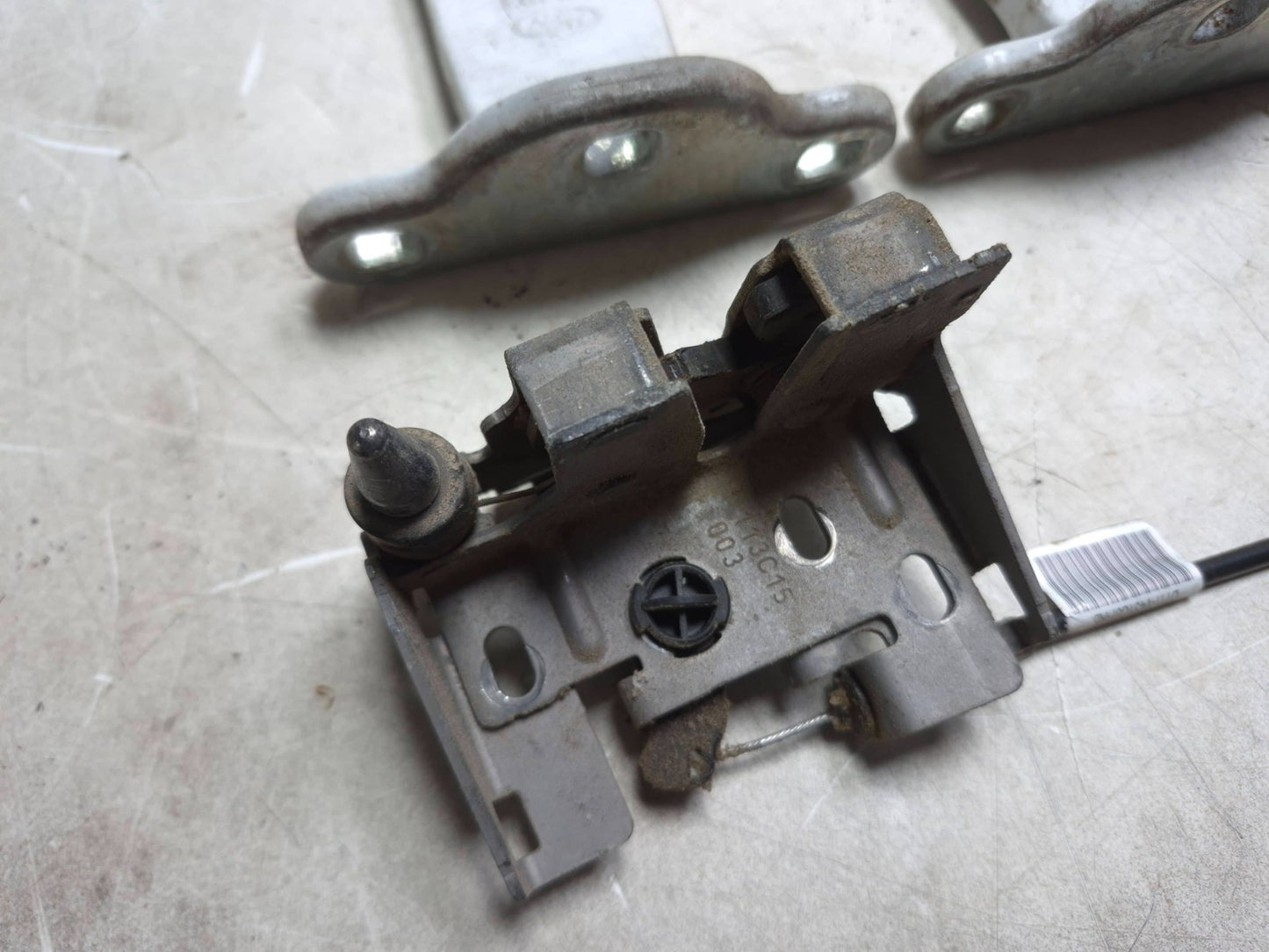 2016 Ford Transit Connect Rear Sliding Door Hinge & Latch Driver Side Left OEM